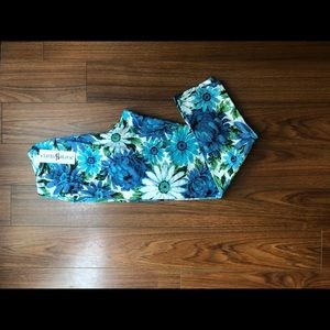 70’s Floral Print Capris